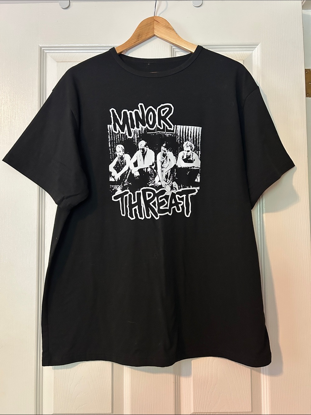 XL Minor Threat band shirt